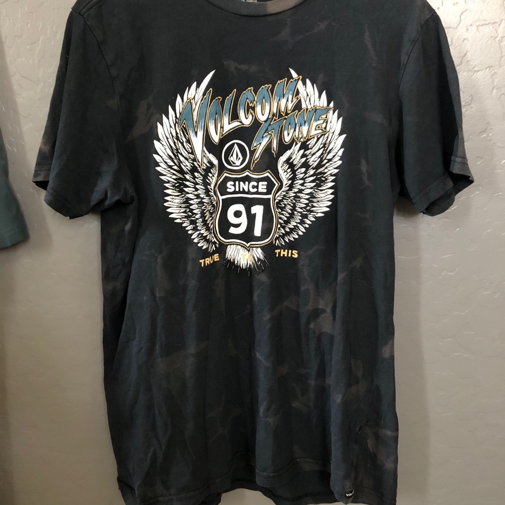 Volcom shirt